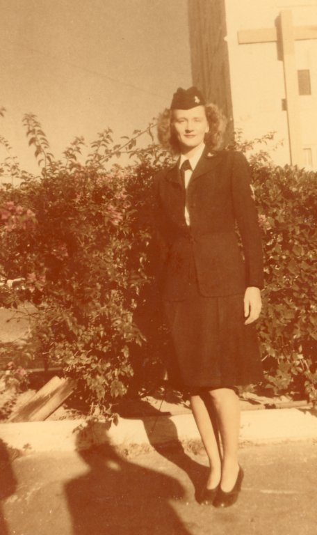 april1946jeanettecook.jpg