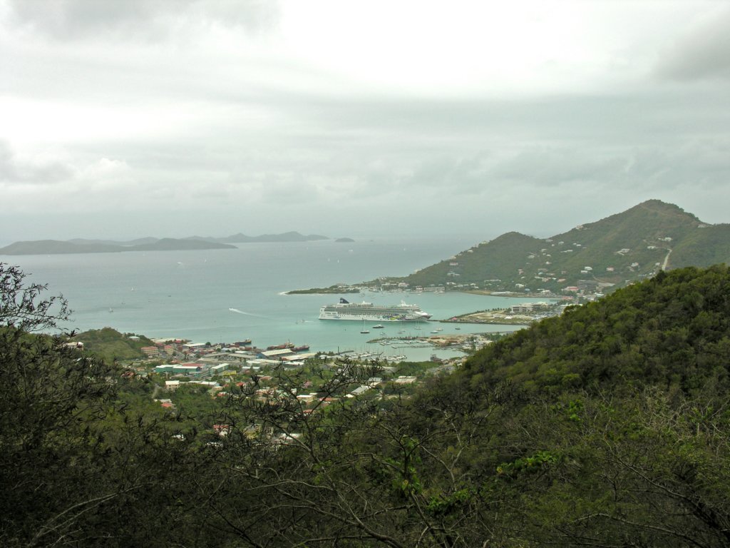 day4tortolaridgeroadbetweentheatlanticoceancaribbeansea2.jpg