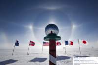 ceremonialpolesundog2hrr_small.jpg